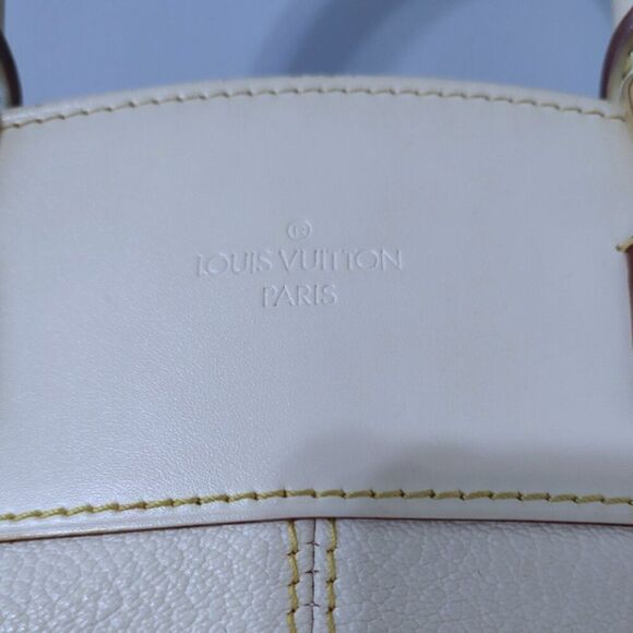 Louis Vuitton Lockit Suhali handbag w/ #305 lock/key EUC - Picture 2 of 12